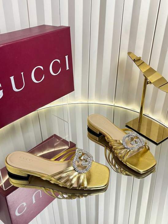 Picture of Gucci Slippers _SKUGuccisz35-42mnq12141993